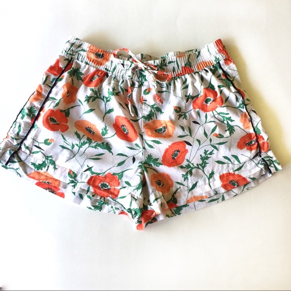 gap body shorts